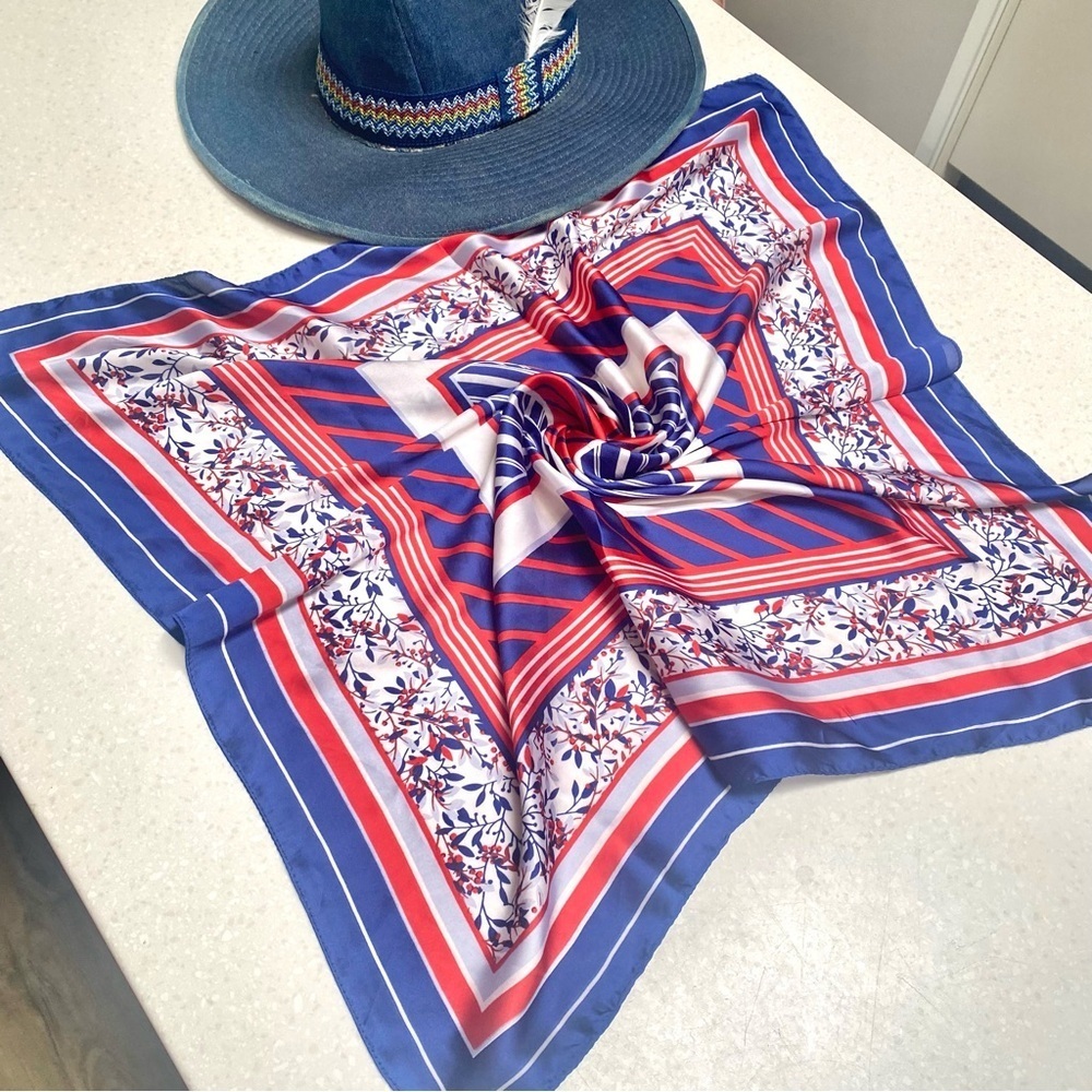 Lovely boho scarf/wrap w equestrian western vibe